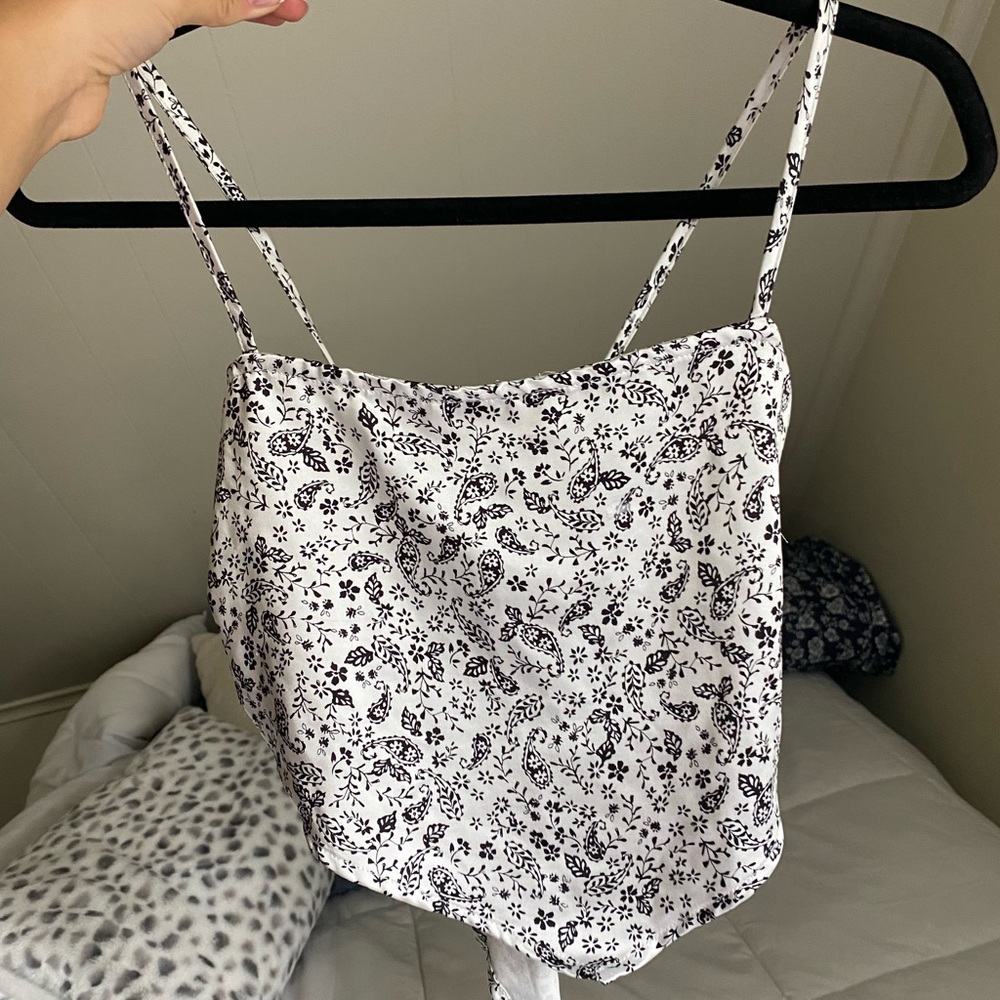 COPY - PACSUN Silk Bandana Top - Kendall & Kylie